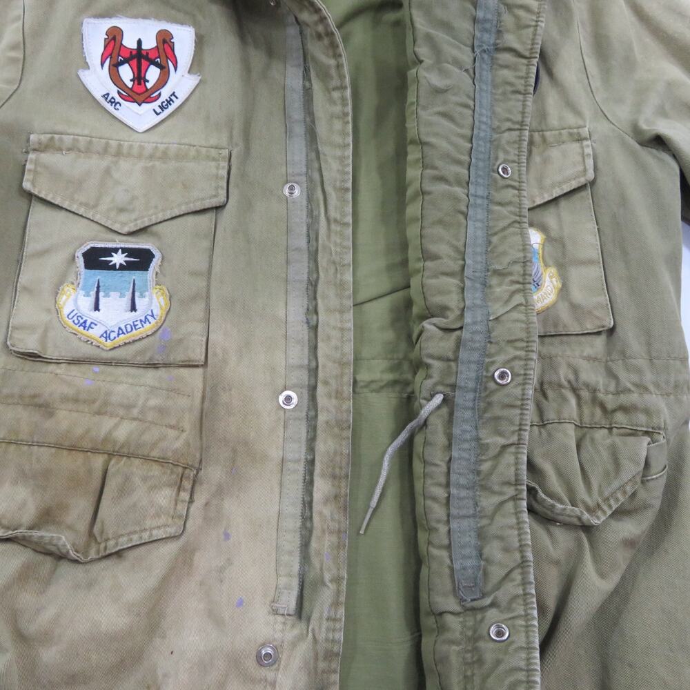 M-52 USAF Green Military Jacket w/Patches SR-71 Sz S-M? Distressed Look Vintage - Picture 9 of 11